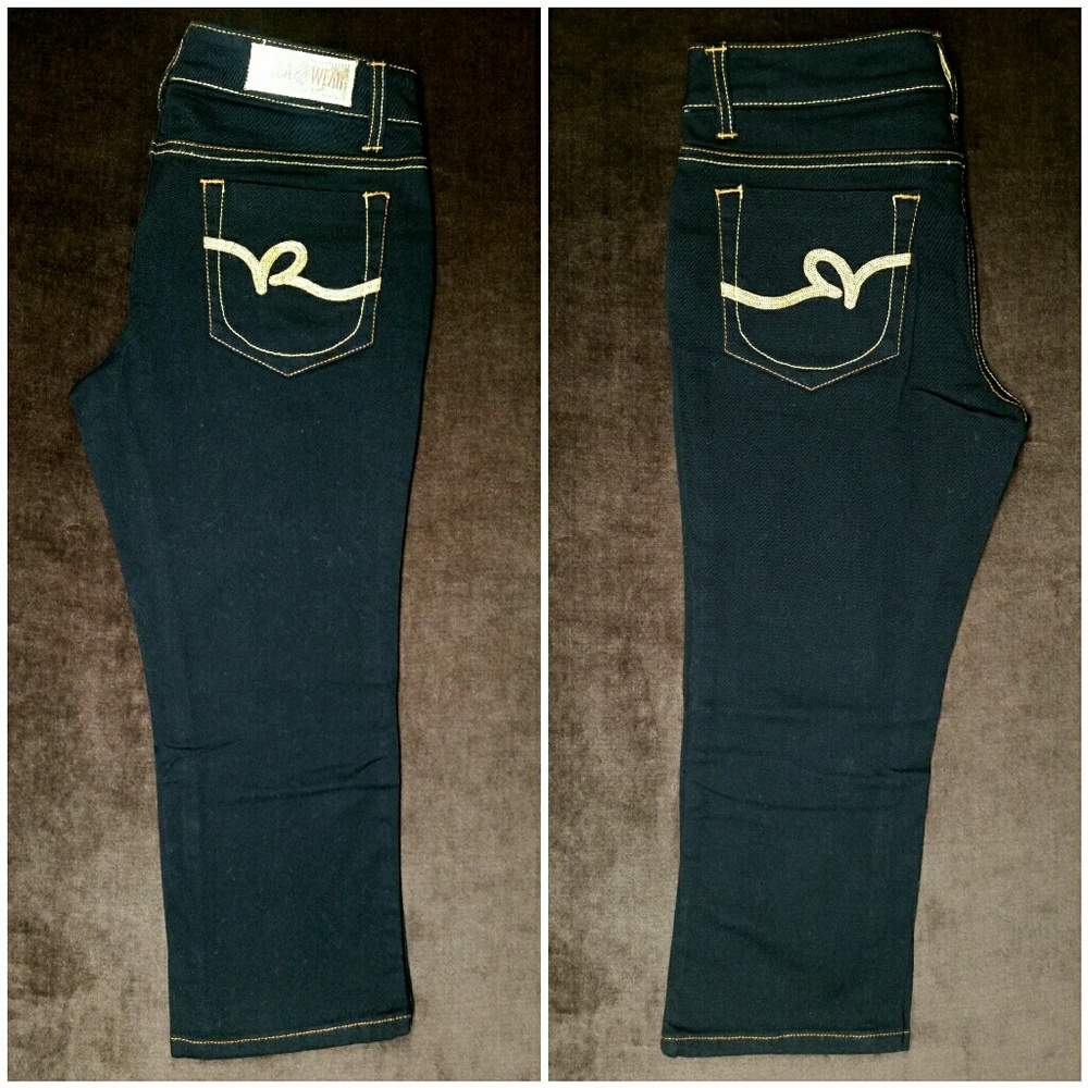 ROCAWEAR Midnight Black Bermudas size 7 NWOT short - Picture 3 of 8